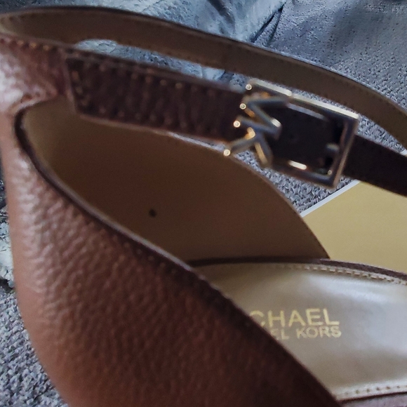 Michael Kors Platform Heels - Picture 3 of 5